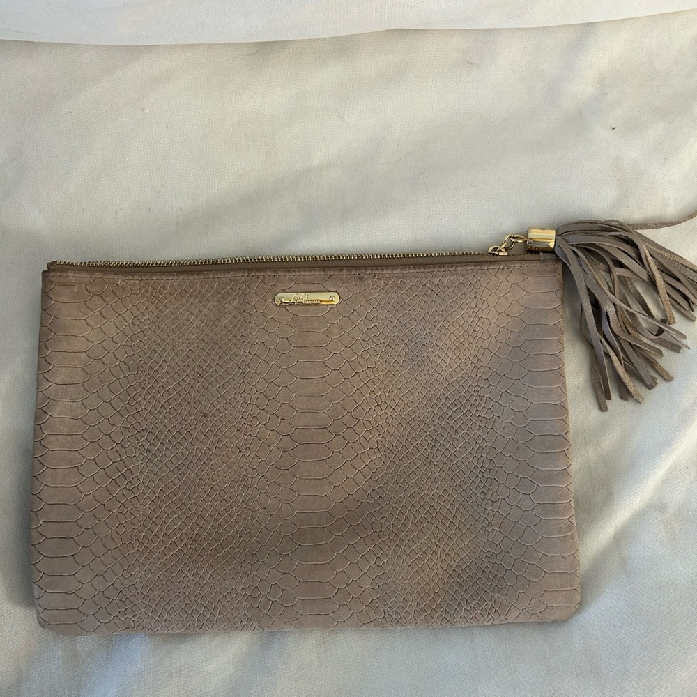 GiGi New York All in One Clutch Bag